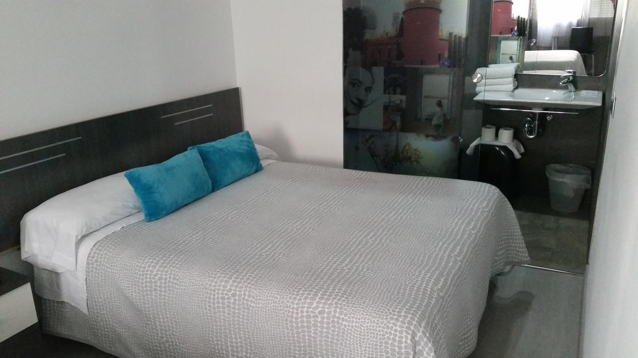 Bed&Breakfast 10 Жирона Экстерьер фото